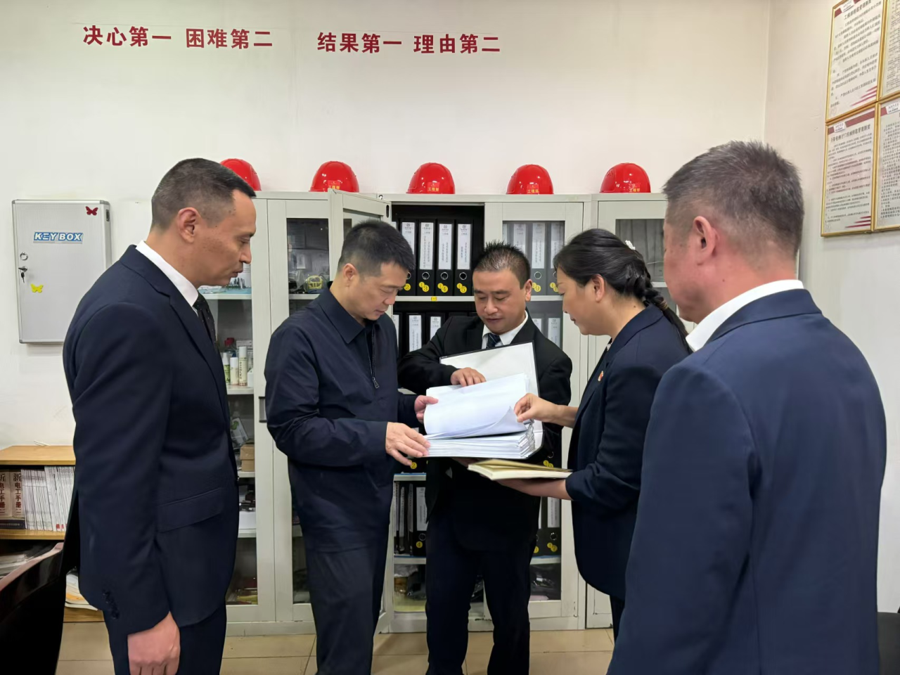省J9九游会集团党委书记、董事长游勇国庆节期间调研督导旗下酒店经营及安全生产工作